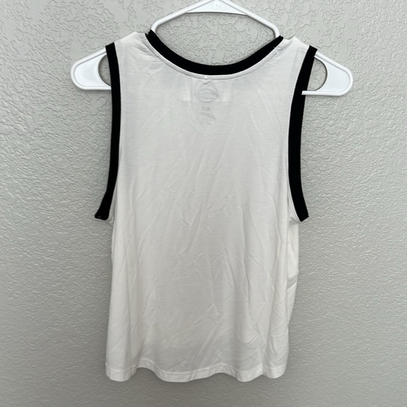 NWT dickies top - Picture 3 of 3